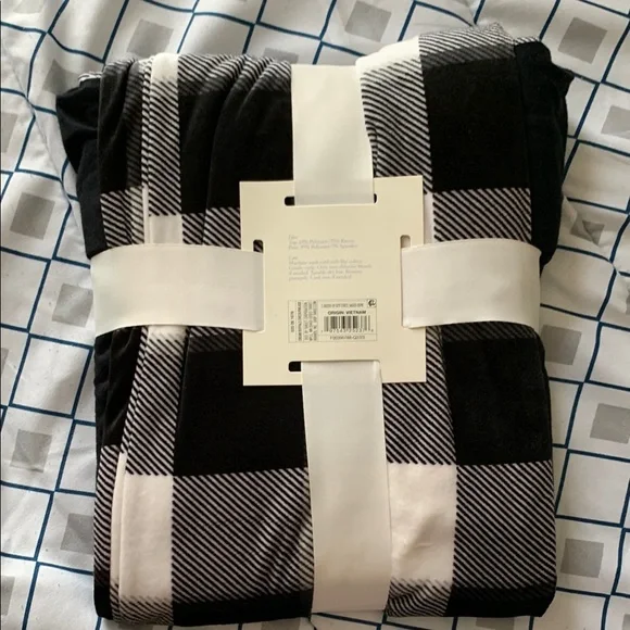 Stars Above Black Pajama Set - Picture 3 of 3